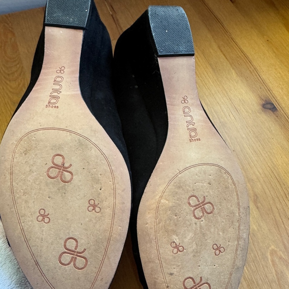 Anita black suede shoes size 6.5 - Picture 3 of 11